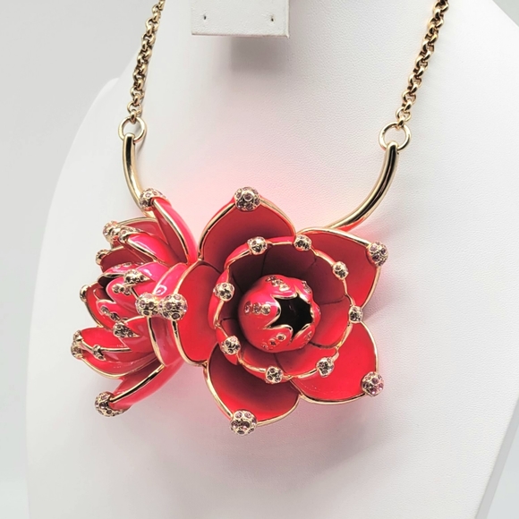 Roberto Cavalli RARE Bright Red Enamel Lotus Flower Statement Necklace - Picture 4 of 14